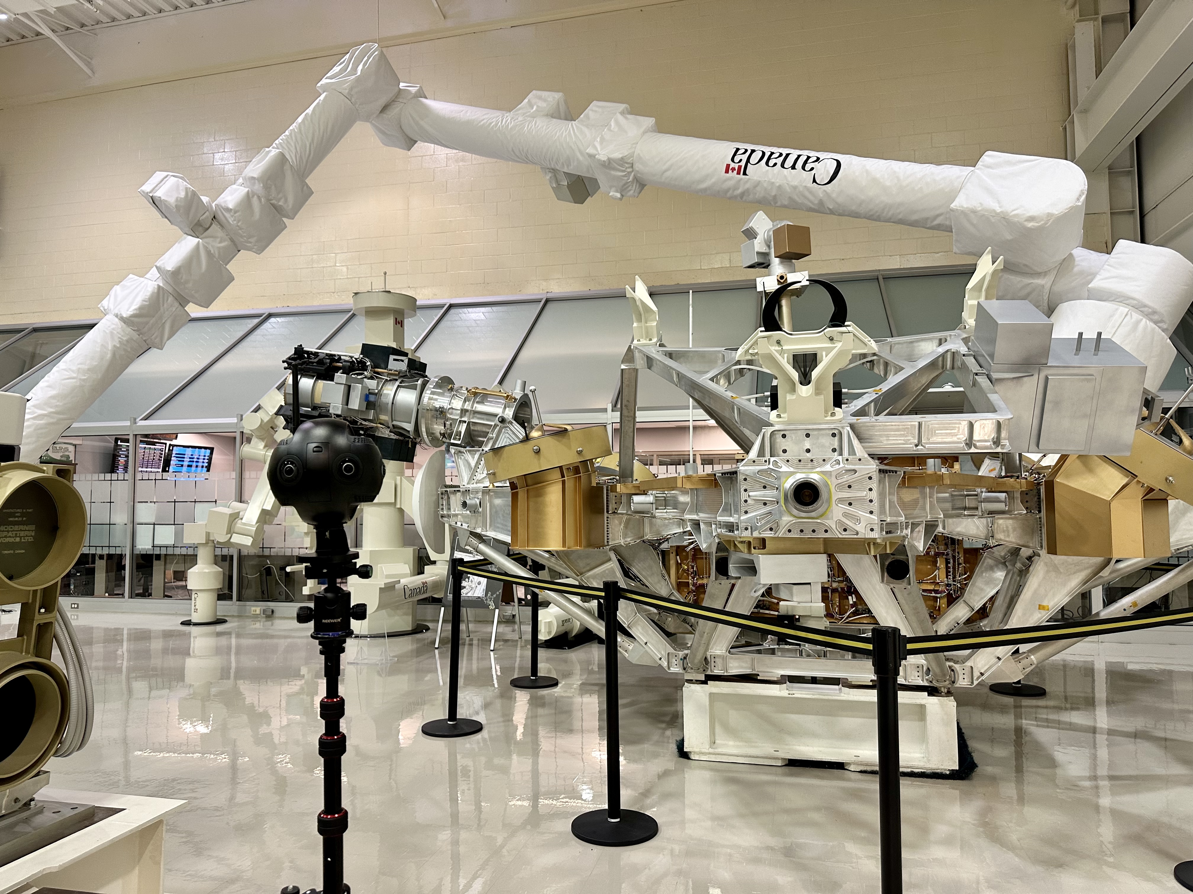 Visite virtuelle de l'Agence spatiale canadienne et Canadarm